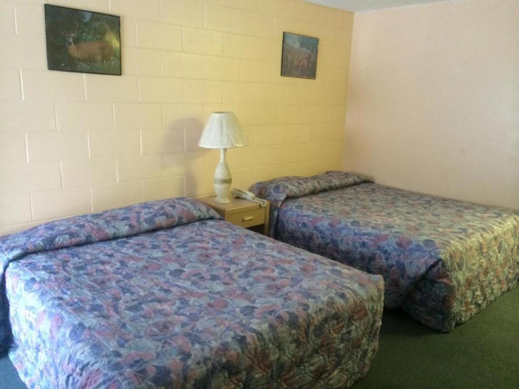 Road Runner Motel Merritt Exterior foto