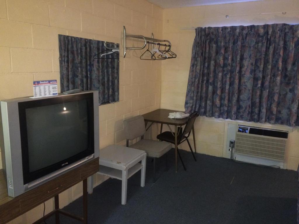 Road Runner Motel Merritt Exterior foto